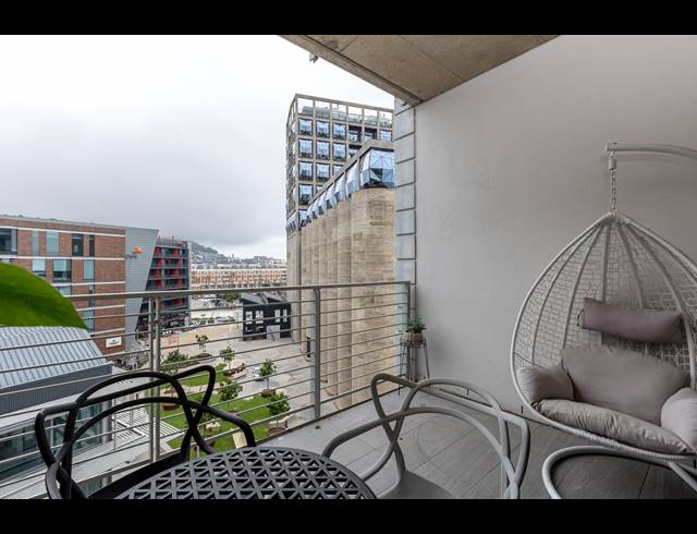1 BEDROOM APARTMENT TO LET IN WATERFRONT